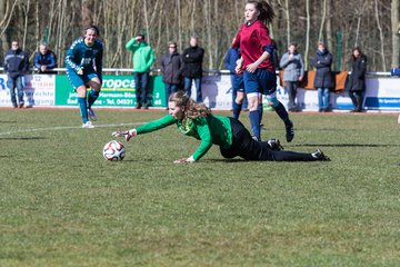 Bild 254 - B-Juniorinnen VfL Oldesloe - Krummesser SV _ Ergebnis: 4:0